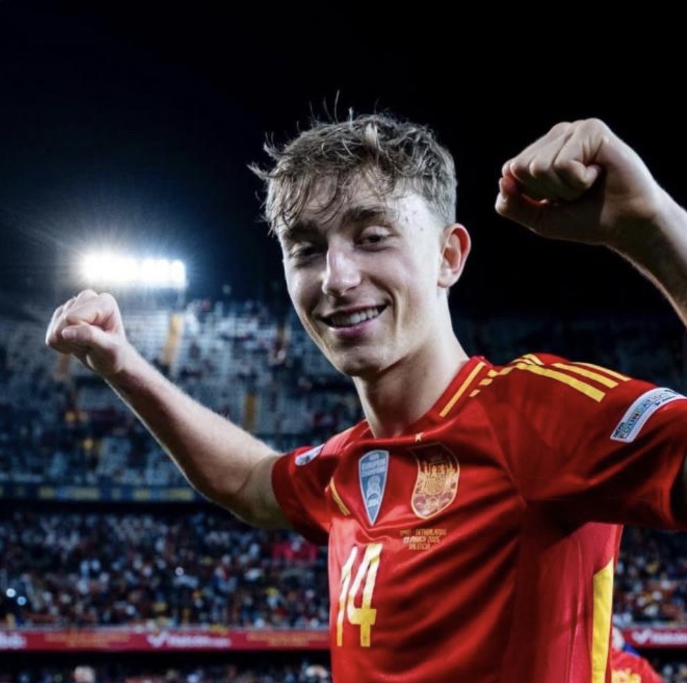 米兰体育网页版-伯恩茅斯轻松取胜，挺进欧冠16强的简单介绍