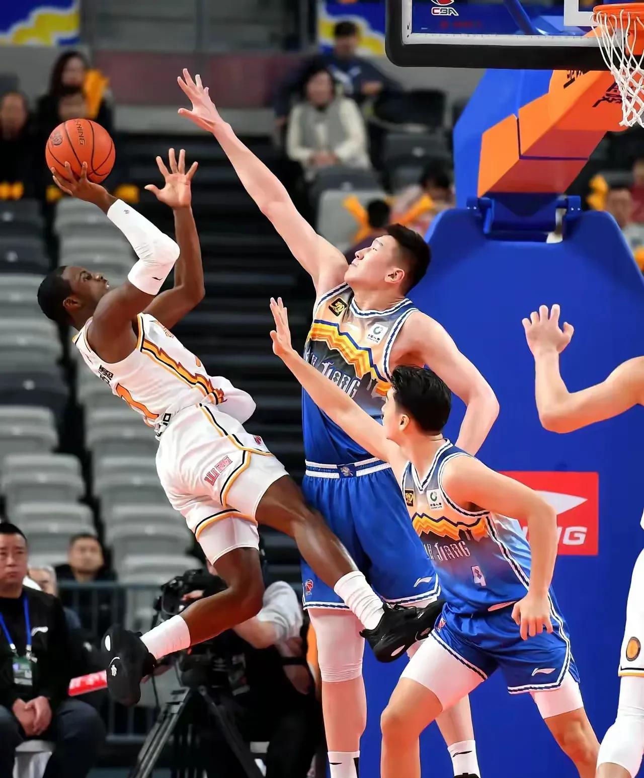 米兰体育-山西男篮客场告捷，实力得到认可