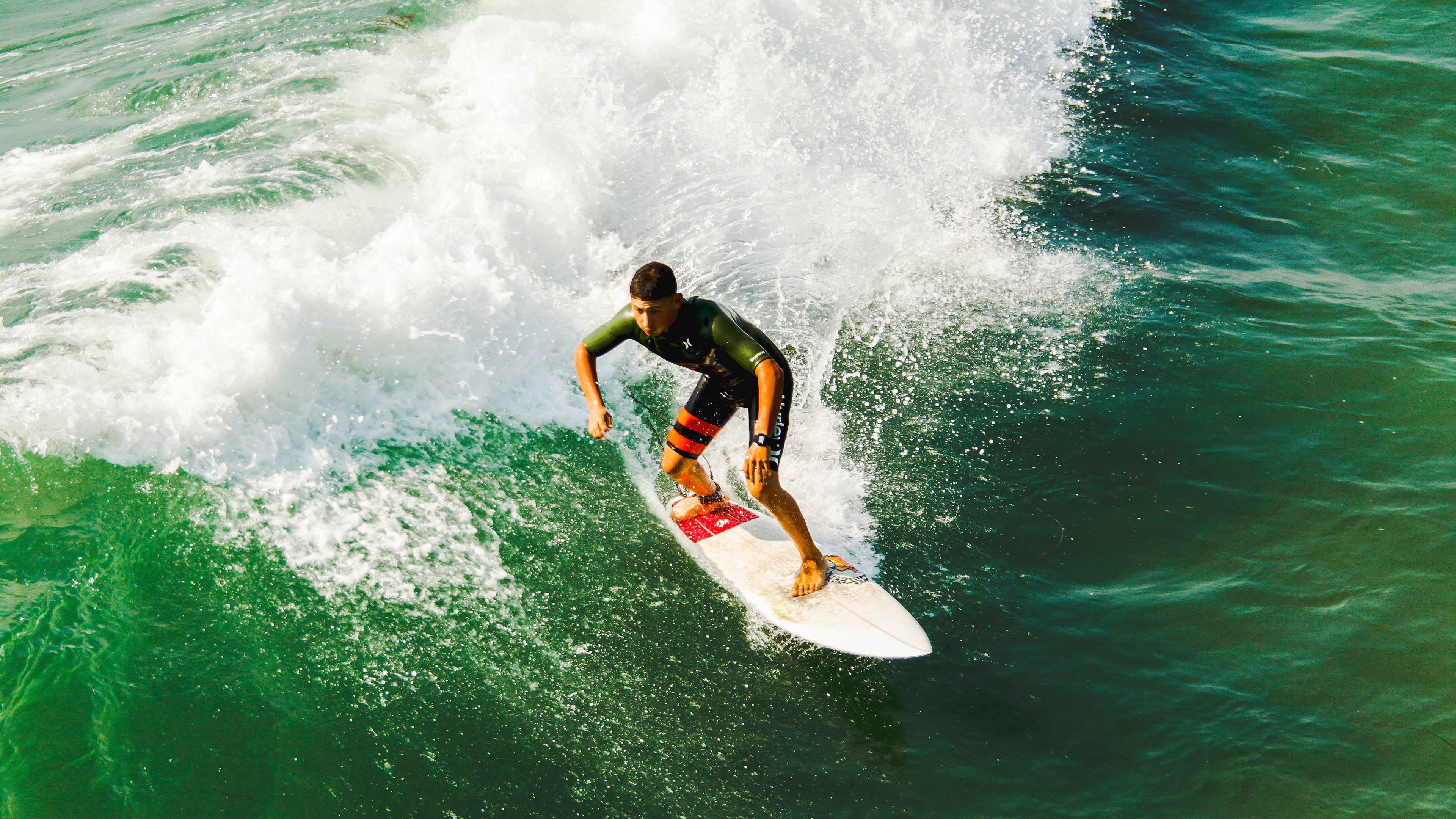 米兰体育-舞台越大，克莱越强！魔术最后时刻神奇逆转国王